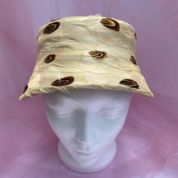 Vintage Feather Cloche Bucket Hat - Picture 3 of 9